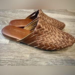 Liberte Prague Woven Mule Cognac Size 7